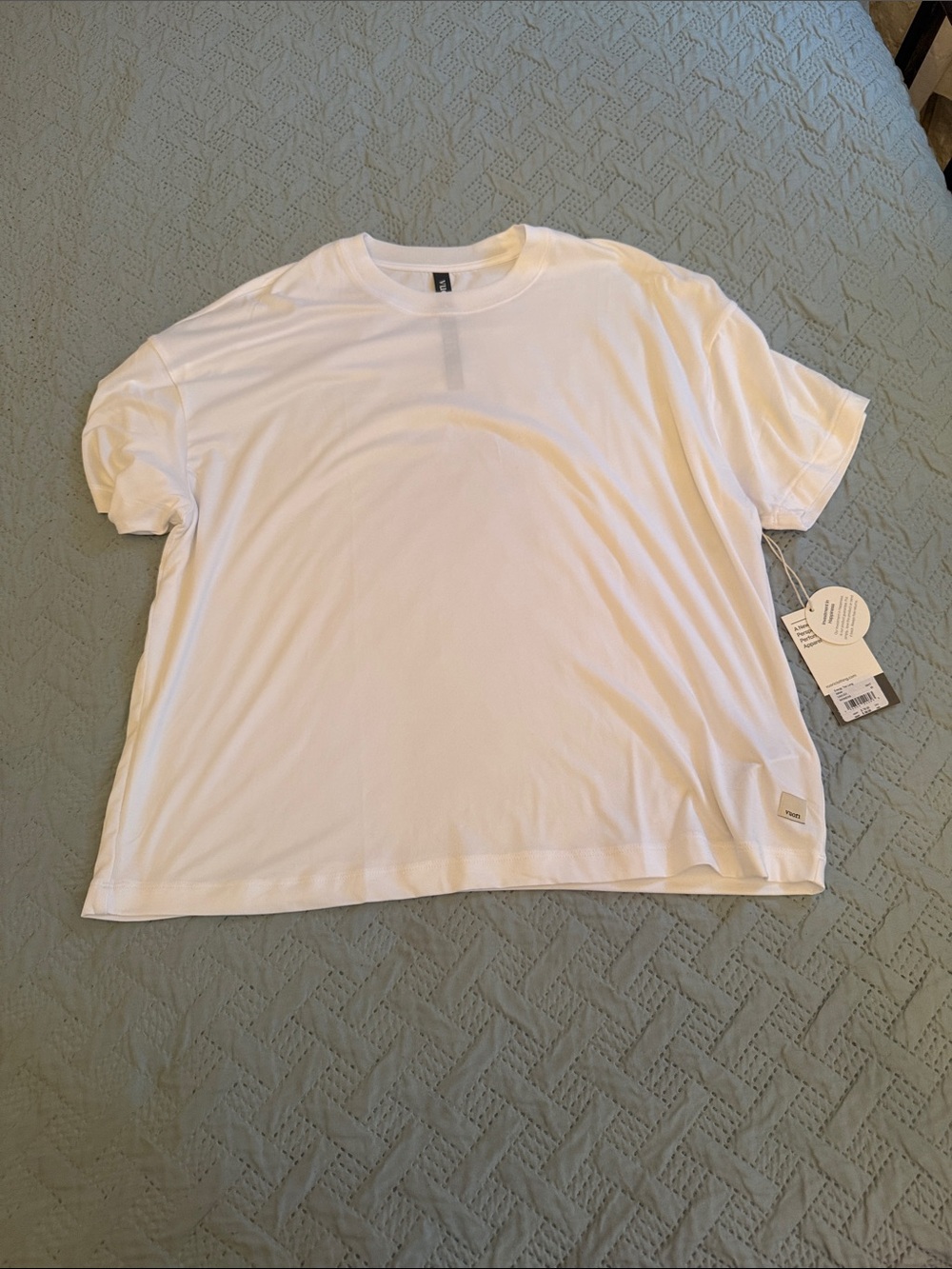 Vuori White Short Sleeve Crew Tee